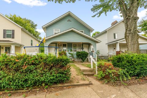 Photo of 1261-1263 E 23rd Avenue, Columbus, OH 43211 (MLS # 226001605)