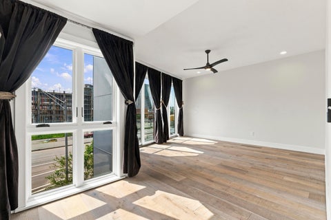 Tiny photo for 75 E Russell Street, Columbus, OH 43215 (MLS # 226035704)
