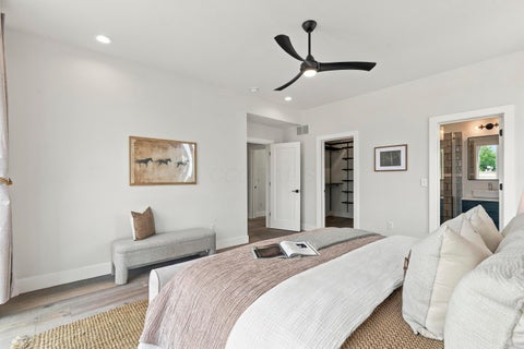 Tiny photo for 75 E Russell Street, Columbus, OH 43215 (MLS # 226035704)