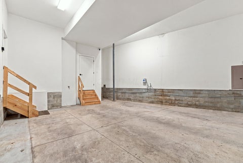 Tiny photo for 75 E Russell Street, Columbus, OH 43215 (MLS # 226035704)