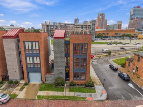 Tiny photo for 75 E Russell Street, Columbus, OH 43215 (MLS # 226035704)