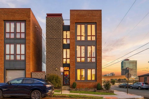 Tiny photo for 75 E Russell Street, Columbus, OH 43215 (MLS # 226035704)