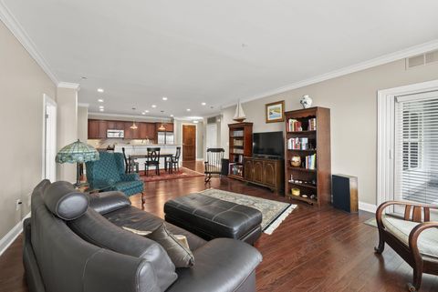 Tiny photo for 3175 Tremont Road 313 #313, Columbus, OH 43221 (MLS # 225045720)