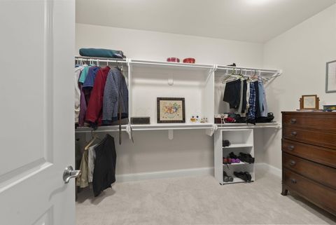 Tiny photo for 3175 Tremont Road 313 #313, Columbus, OH 43221 (MLS # 225045720)