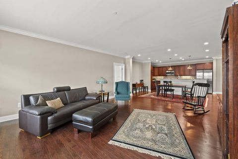 Tiny photo for 3175 Tremont Road 313 #313, Columbus, OH 43221 (MLS # 225045720)