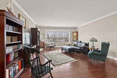 Tiny photo for 3175 Tremont Road 313 #313, Columbus, OH 43221 (MLS # 225045720)