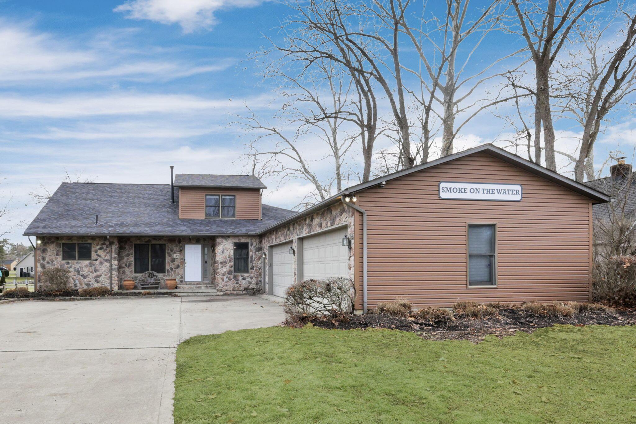 149 Amherst Drive, Hebron, Ohio image 1