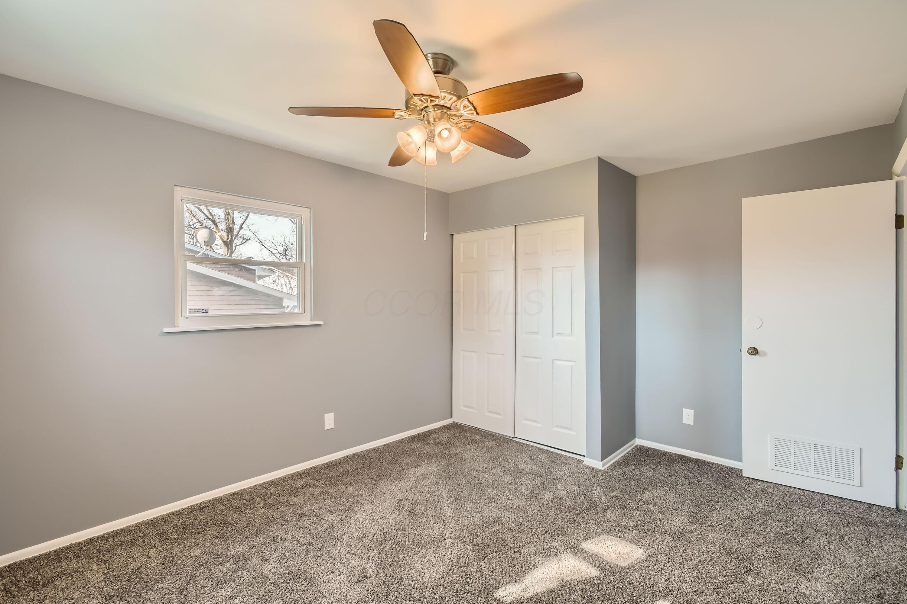 1074 Hunt Valley Drive, Reynoldsburg, Ohio image 12