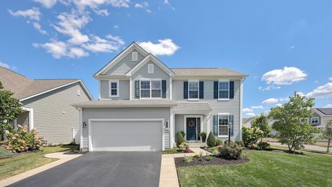 Photo of 4852 Black Sycamore Drive, Columbus, OH 43231 (MLS # 225033443) Photo of 4852 Black Sycamore Drive, Columbus, OH 43231 (MLS # 225033443)