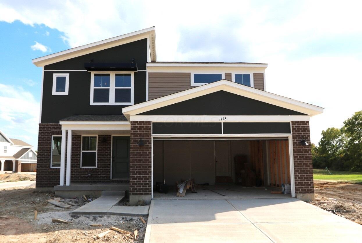 1178 Heathgate Way, Fairborn, Ohio image 1