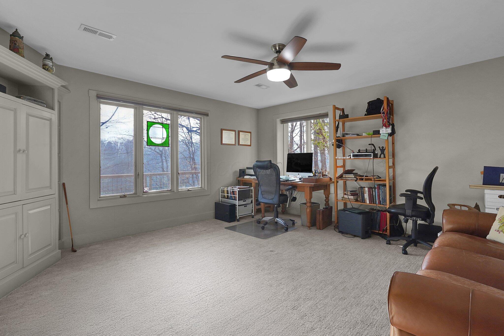 228 Pinehurst Drive, Granville, Ohio image 23