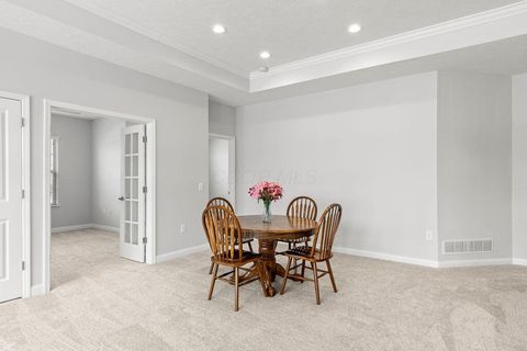 Tiny photo for 310 Stoneshire Loop, Pataskala, OH 43062 (MLS # 226000041)