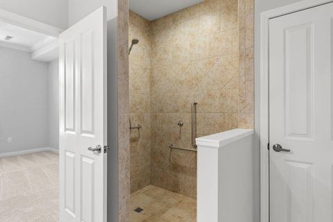 Tiny photo for 310 Stoneshire Loop, Pataskala, OH 43062 (MLS # 226000041)