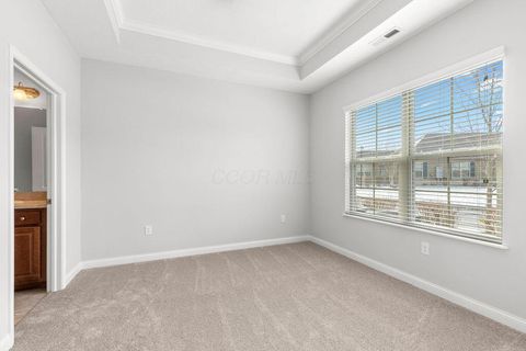 Tiny photo for 310 Stoneshire Loop, Pataskala, OH 43062 (MLS # 226000041)