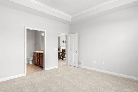 Tiny photo for 310 Stoneshire Loop, Pataskala, OH 43062 (MLS # 226000041)