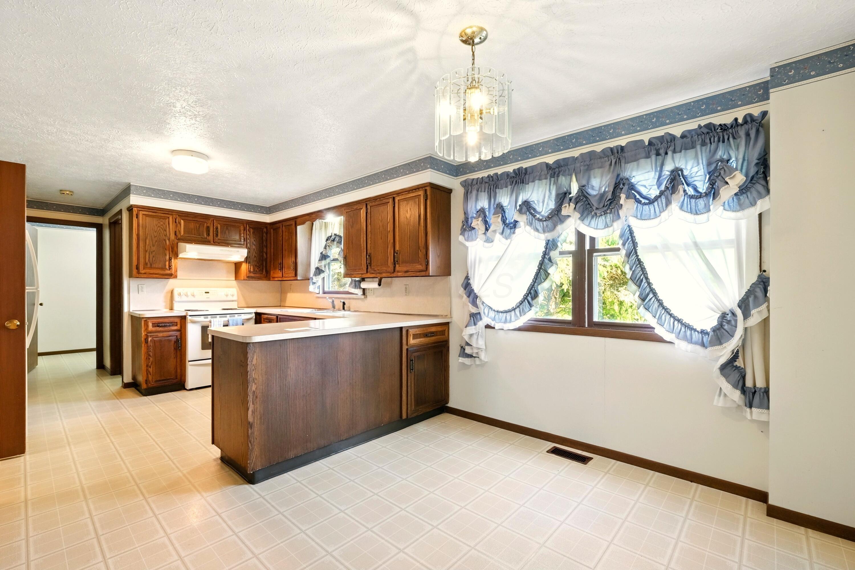4299 Owl Creek Church Road, Mount Vernon, Ohio image 39