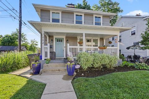 Photo of 1084 S Champion Avenue, Columbus, OH 43206 (MLS # 226022734)