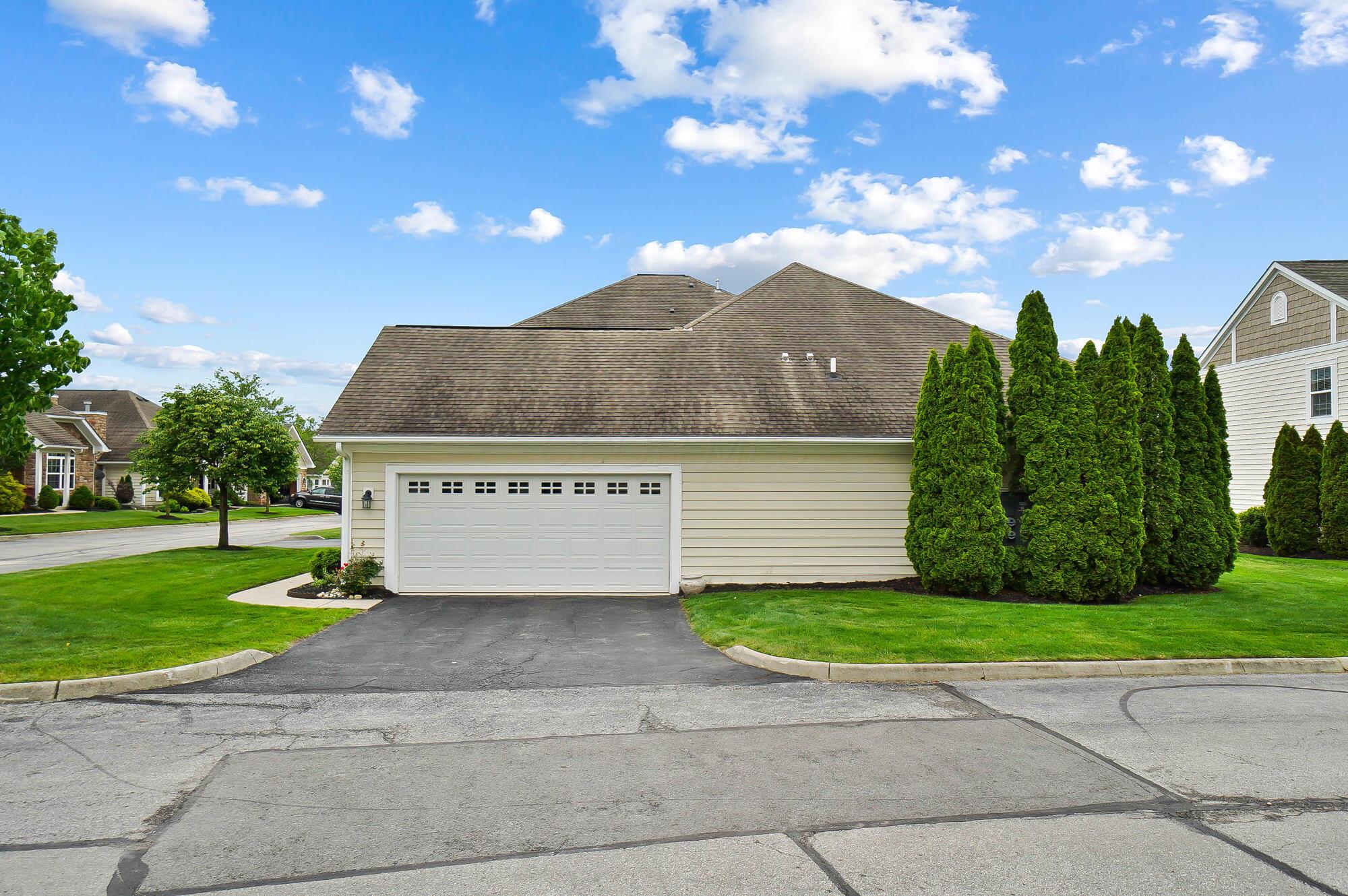4481 Newport Loop, Grove City, Ohio image 43