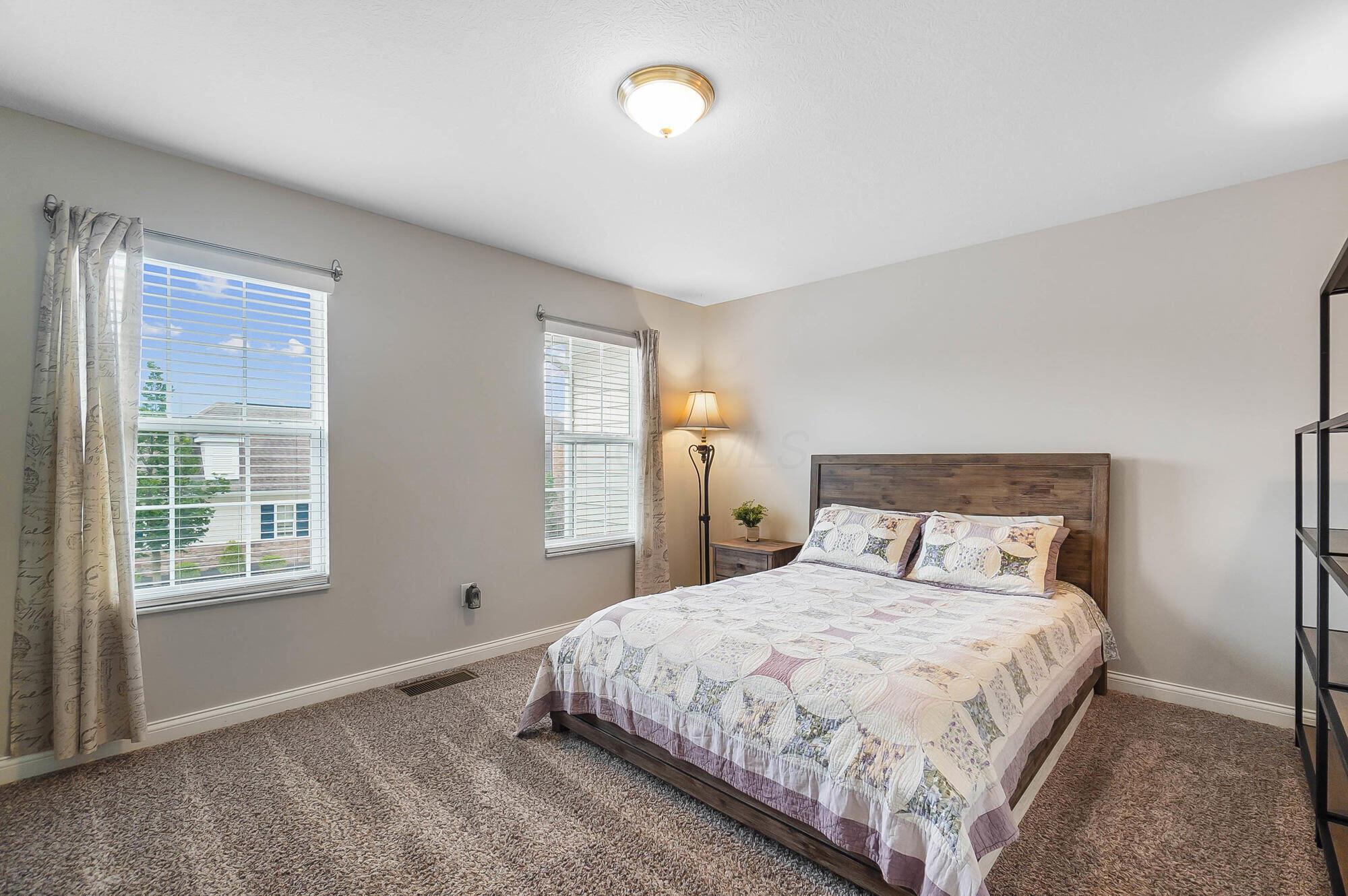 4481 Newport Loop, Grove City, Ohio image 38