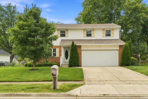 Photo of 261 Brookhaven Drive E, Columbus, OH 43230 (MLS # 226033378)