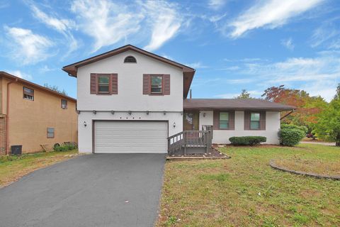 Photo of 2623 Blendon Woods Boulevard, Columbus, OH 43231 (MLS # 225045737)