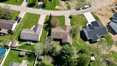Tiny photo for 58 Custer Drive, Chillicothe, OH 45601 (MLS # 226011768)
