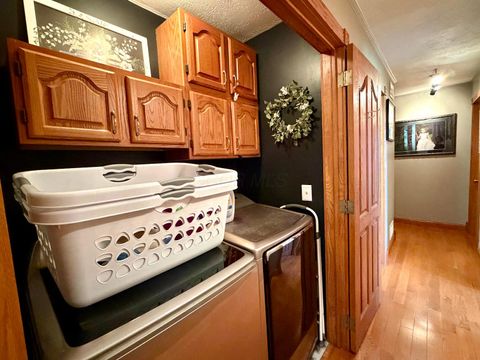 Tiny photo for 58 Custer Drive, Chillicothe, OH 45601 (MLS # 226011768)