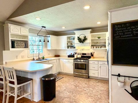 Tiny photo for 58 Custer Drive, Chillicothe, OH 45601 (MLS # 226011768)