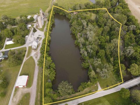 Photo of 13750 County Road 227, Kenton, OH 43326 (MLS # 226002692)