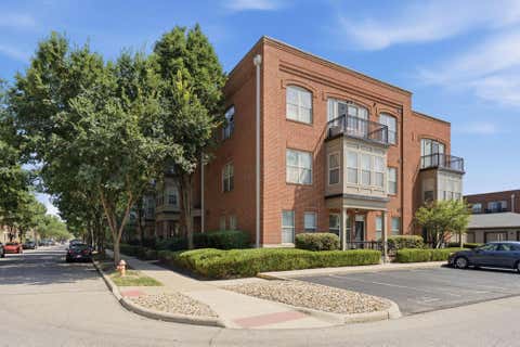 Photo of 936 Perry Street 214 #214, Columbus, OH 43215 (MLS # 226029639)