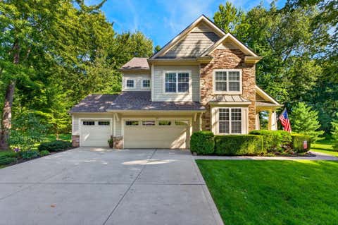 Photo of 170 Lexington Woods Drive, Granville, OH 43023 (MLS # 226032371)