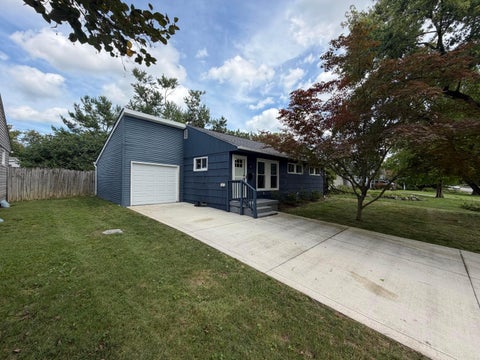 Photo of 2590 Swansea Road, Upper Arlington, OH 43221 (MLS # 226035197)