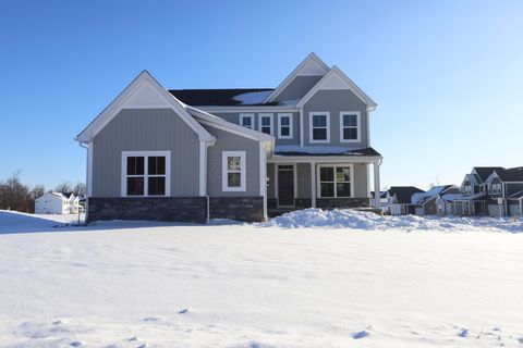 Photo of 301 Reign Way, Pataskala, OH 43062 (MLS # 225045267)