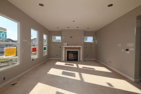 Tiny photo for 301 Reign Way, Pataskala, OH 43062 (MLS # 225045267)