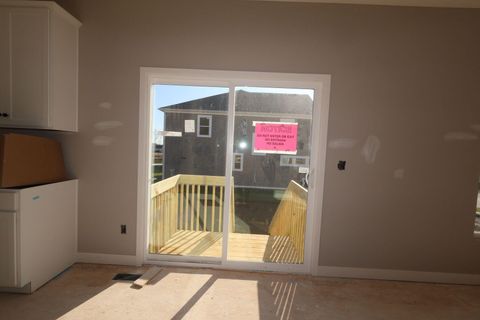 Tiny photo for 301 Reign Way, Pataskala, OH 43062 (MLS # 225045267)