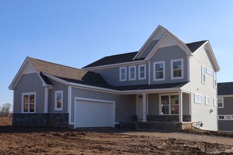 Photo of 301 Reign Way, Pataskala, OH 43062 (MLS # 225045267)