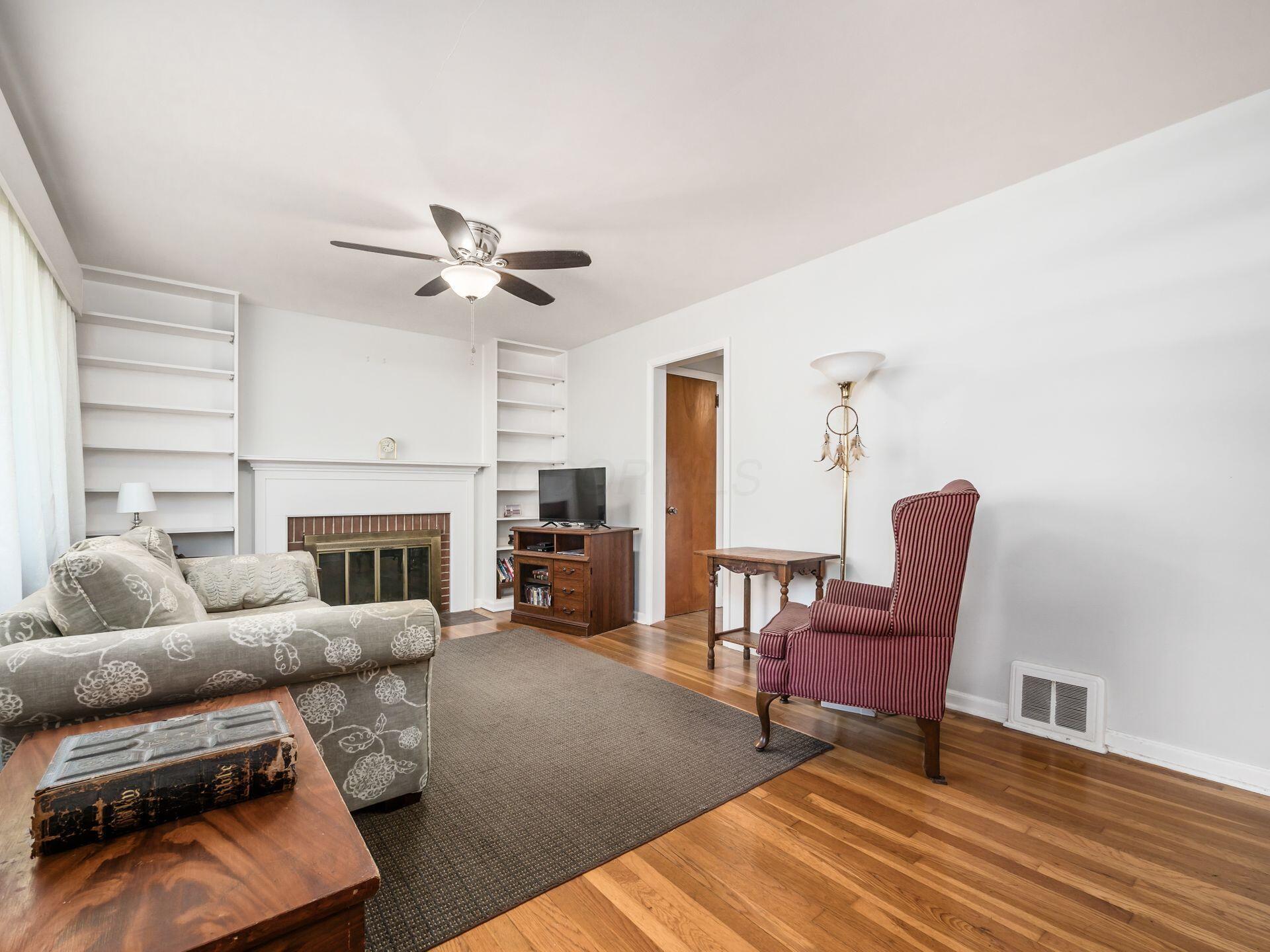 1915 Zollinger Road, Columbus, Ohio image 8