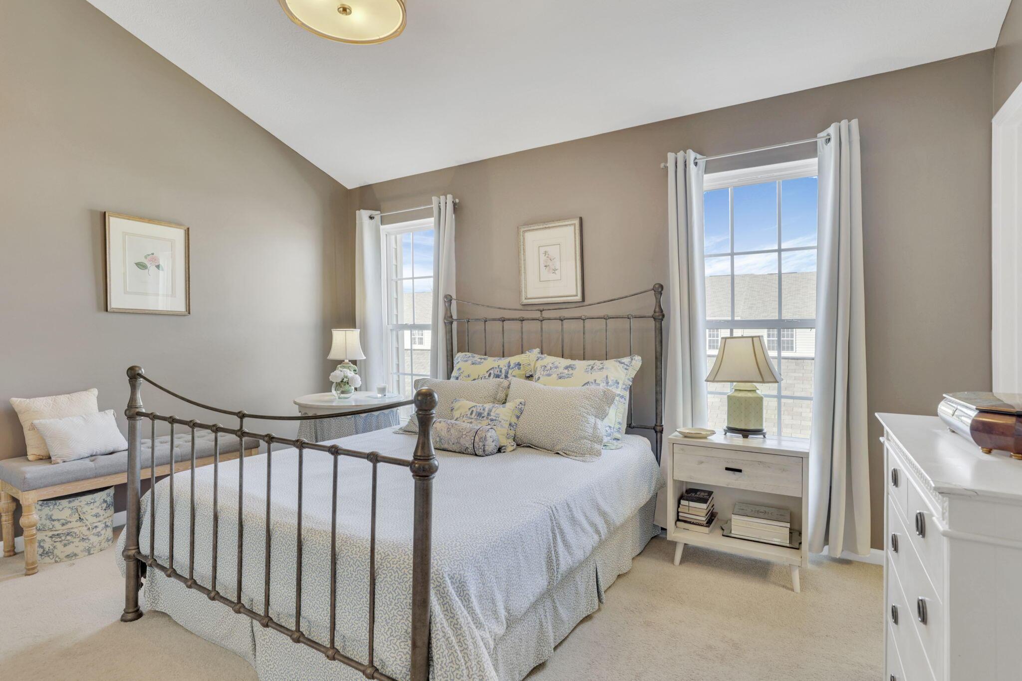 6330 Marsh Wren Drive, Columbus, Ohio image 21