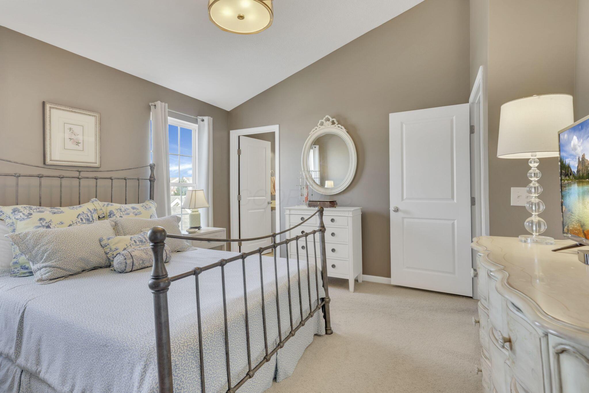 6330 Marsh Wren Drive, Columbus, Ohio image 22