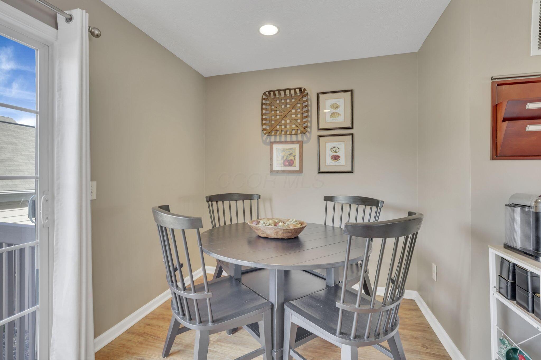6330 Marsh Wren Drive, Columbus, Ohio image 14