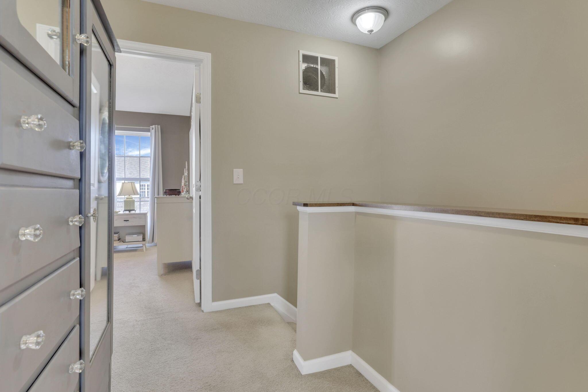6330 Marsh Wren Drive, Columbus, Ohio image 20