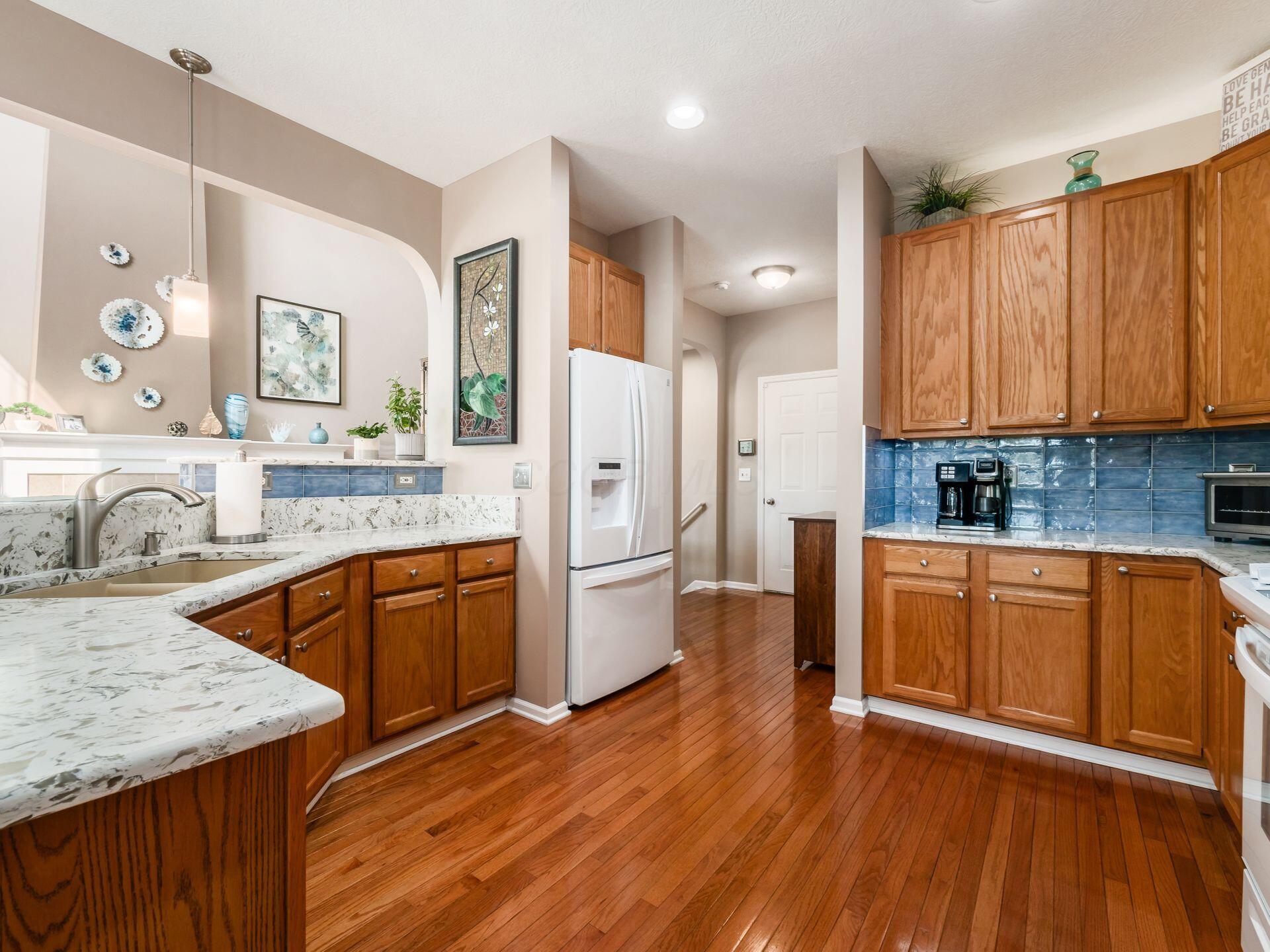 2463 Craftsman Circle, Reynoldsburg, Ohio image 12
