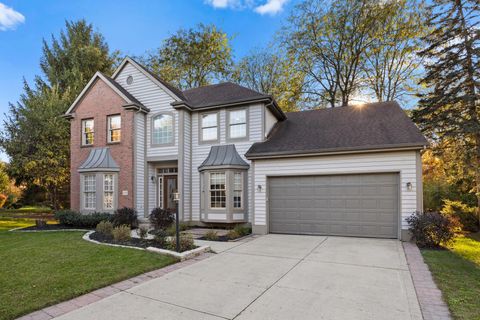 Photo of 4849 Macallan Court W, Dublin, OH 43017 (MLS # 225039842)