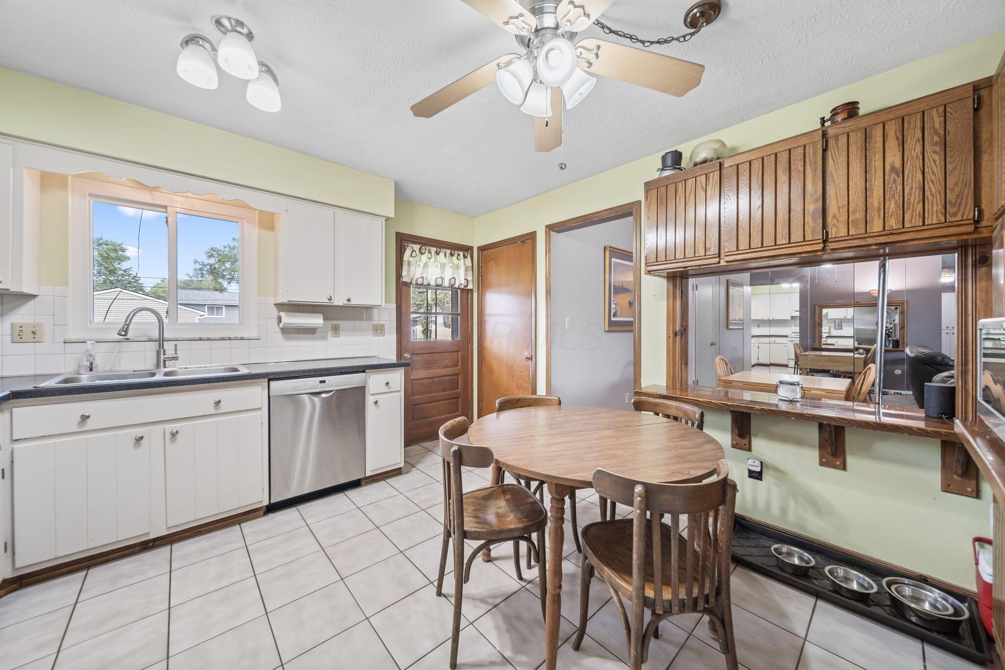 390 Dunbarton Road