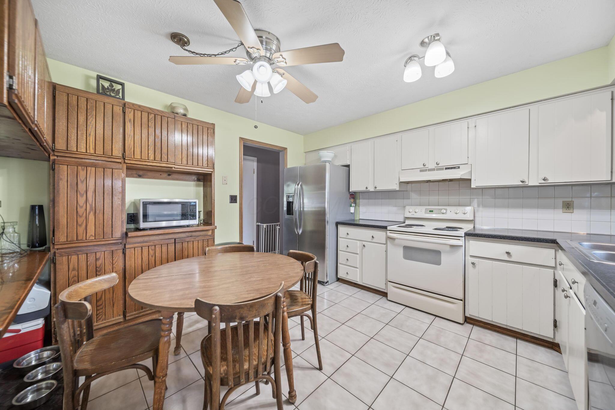 390 Dunbarton Road