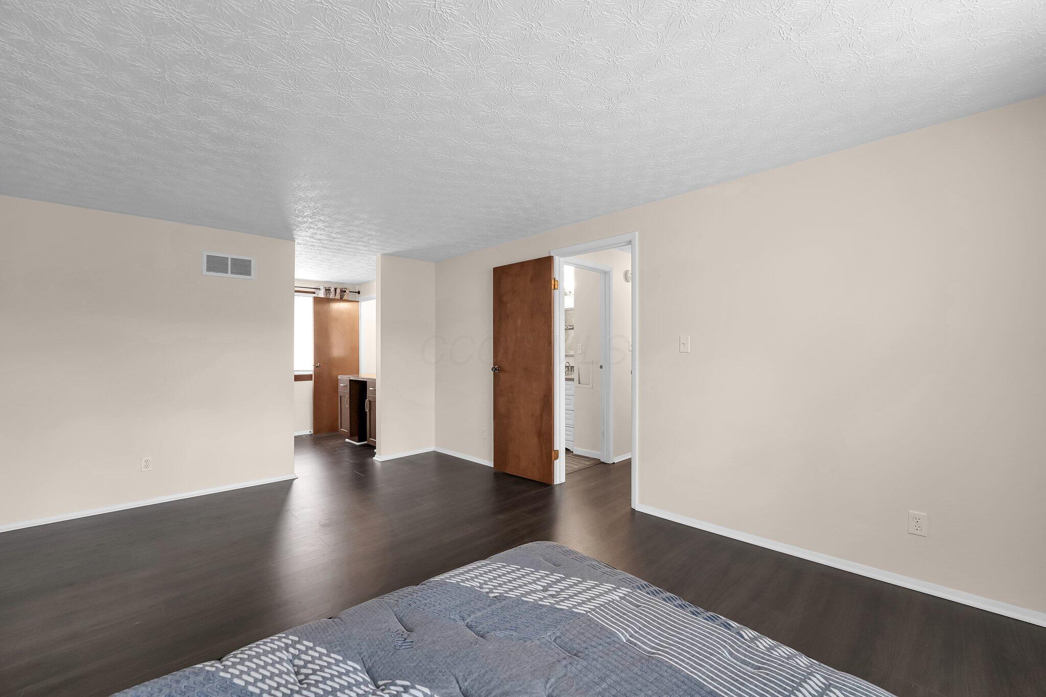 1235 Belle Meade Place, Westerville, Ohio image 36