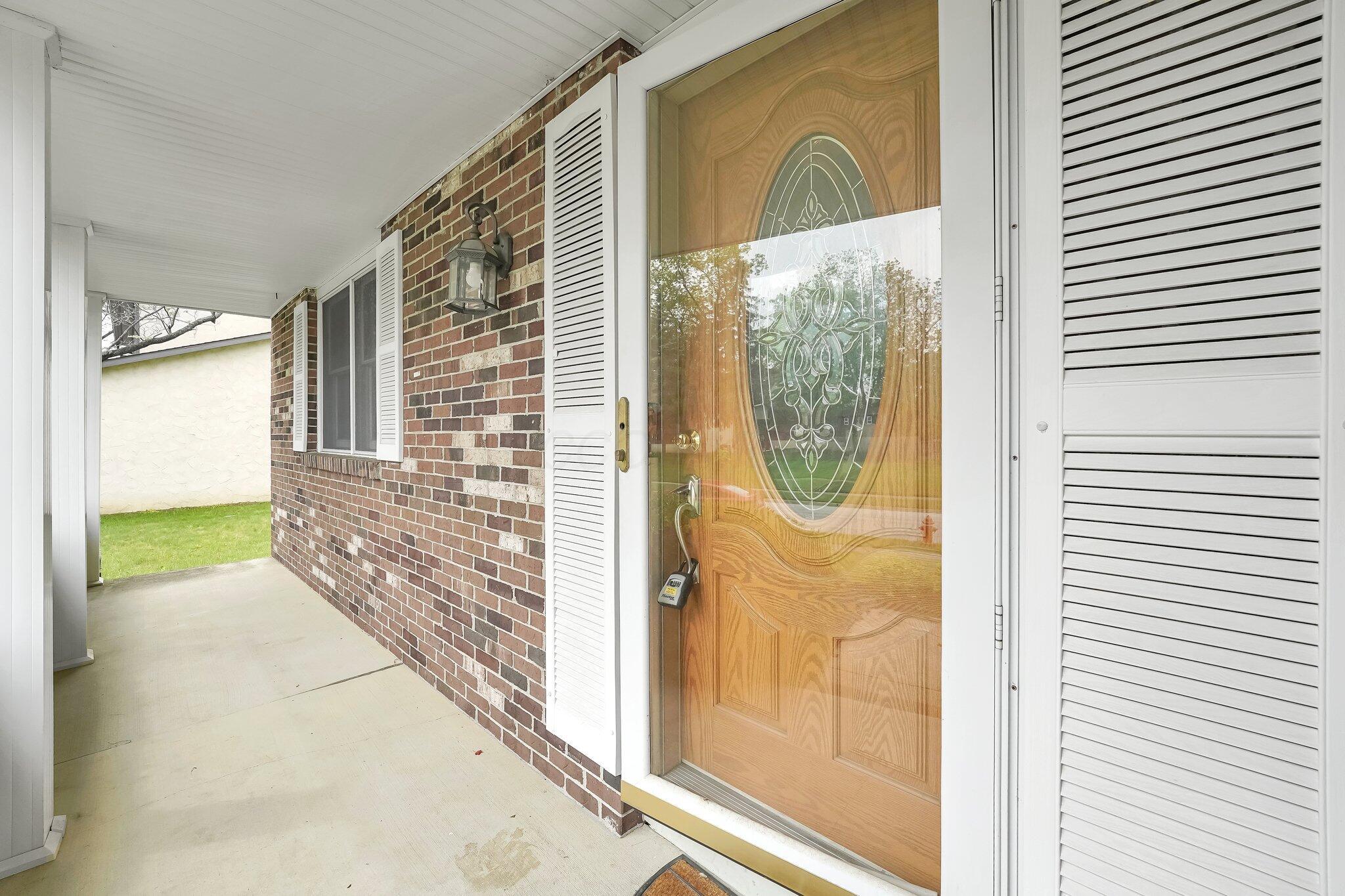 1235 Belle Meade Place, Westerville, Ohio image 6