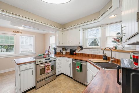 Tiny photo for 196 Forest Lawn Boulevard, Marion, OH 43302 (MLS # 225045450)