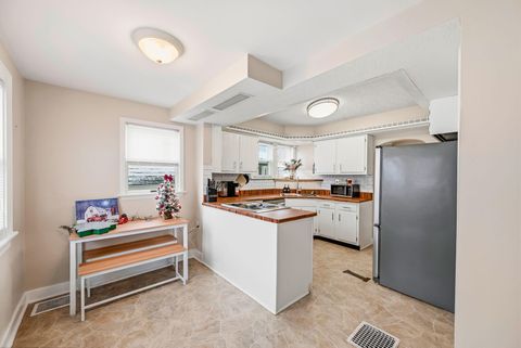 Tiny photo for 196 Forest Lawn Boulevard, Marion, OH 43302 (MLS # 225045450)