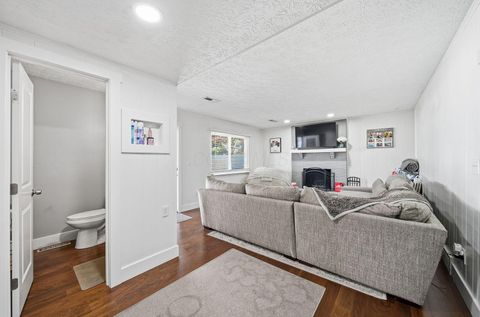 Tiny photo for 3160 Adirondack Avenue, Columbus, OH 43231 (MLS # 225042003)